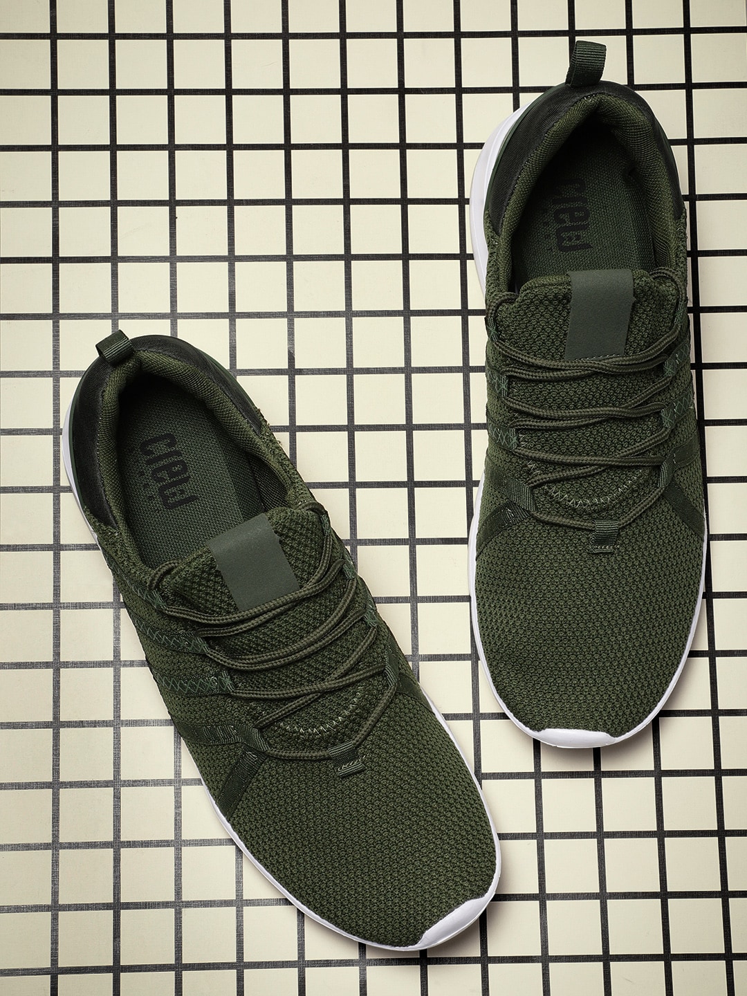 Crew STREET Men Olive Green Running Shoes