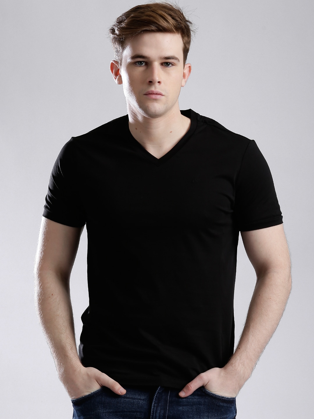 Calvin Klein Jeans Men Black Solid Regular Fit V-Neck T-shirt