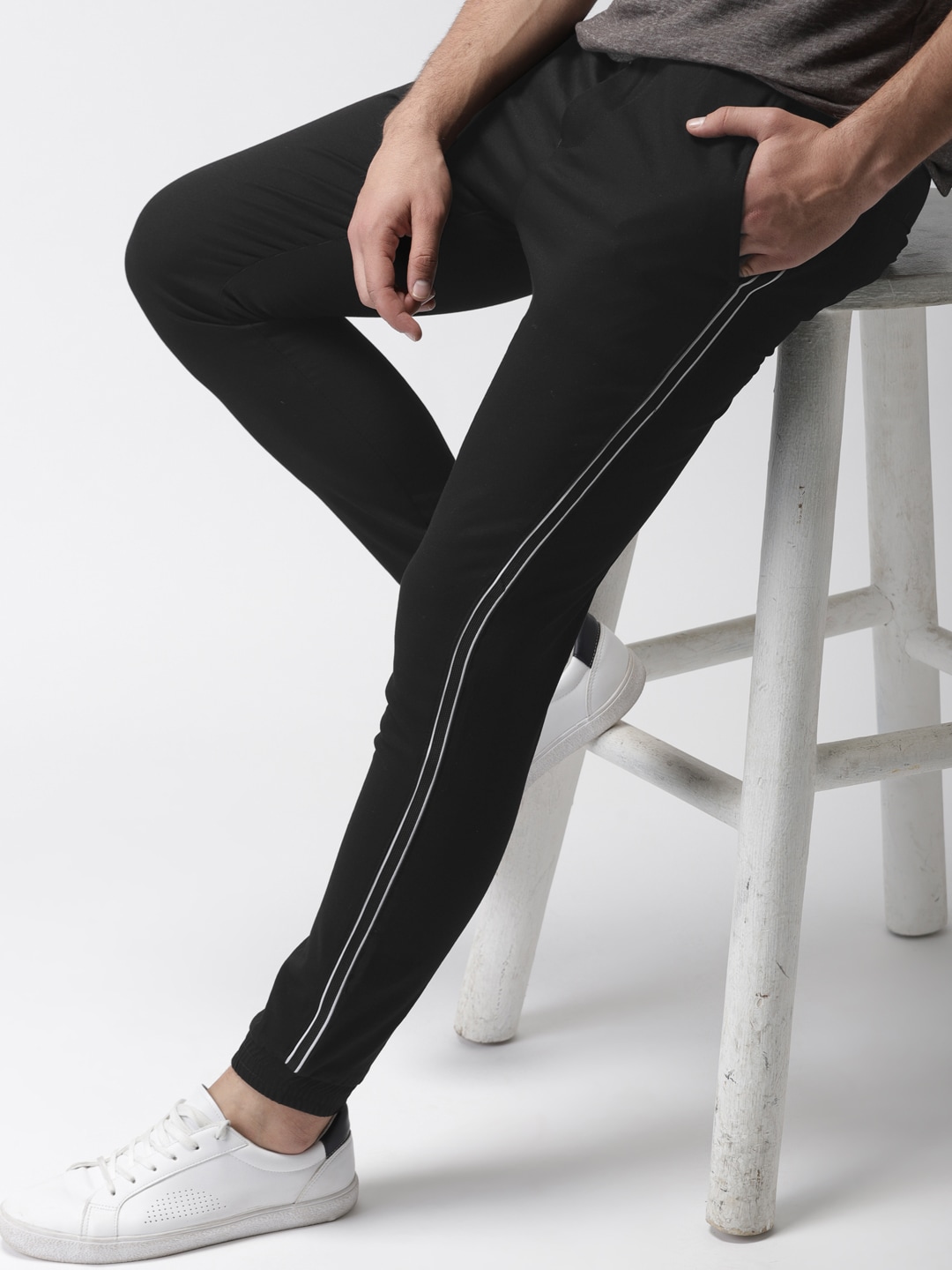 Mast  Harbour Men Black Regular Fit Solid Joggers