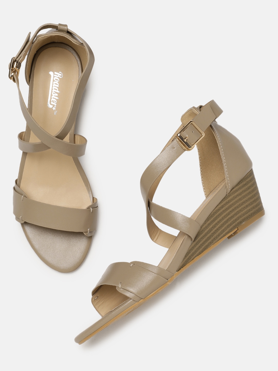 Roadster Women Beige Solid Sandals