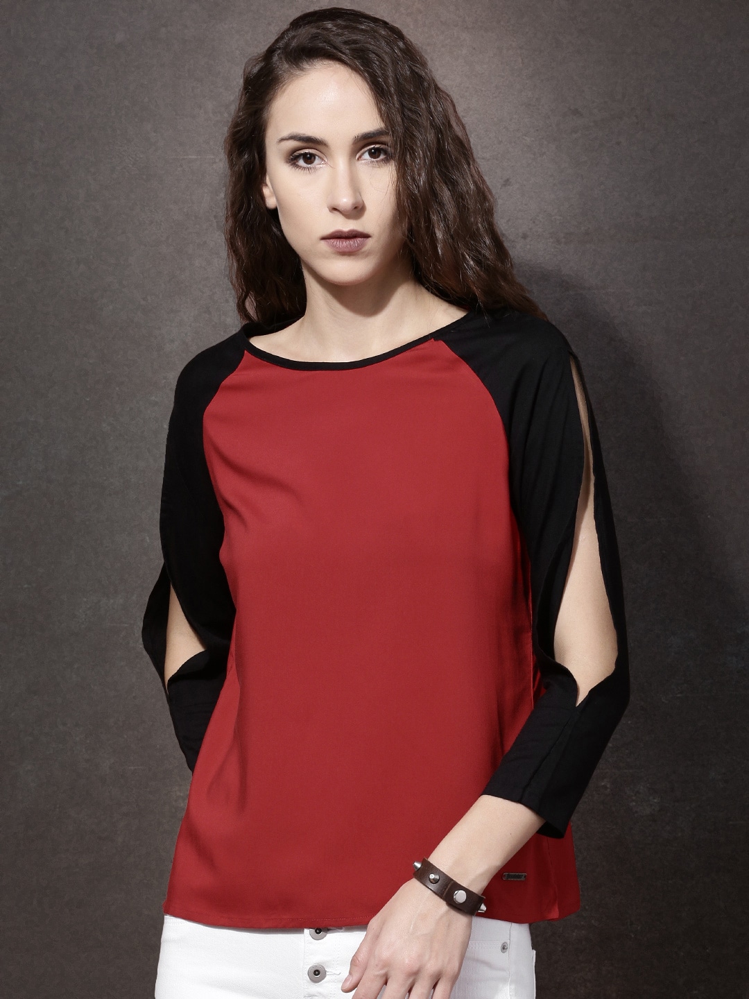 Roadster Women Red  Black Colorblocked Regular Top