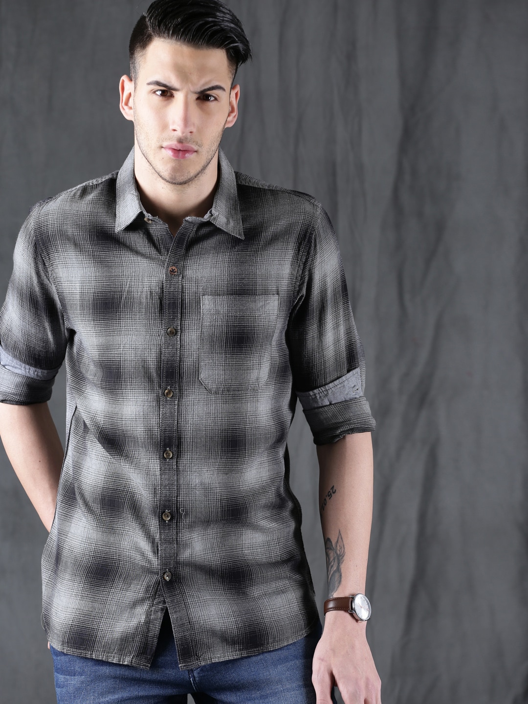 WROGN Men Grey  Black Manhattan Slim Fit Checked Casual Shirt