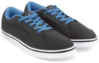 United Colors Of Benetton Men Classic Sneakers