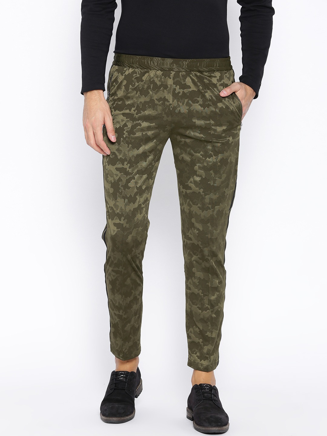 Men Olive Green Slim Fit Self Design Regular Trousers