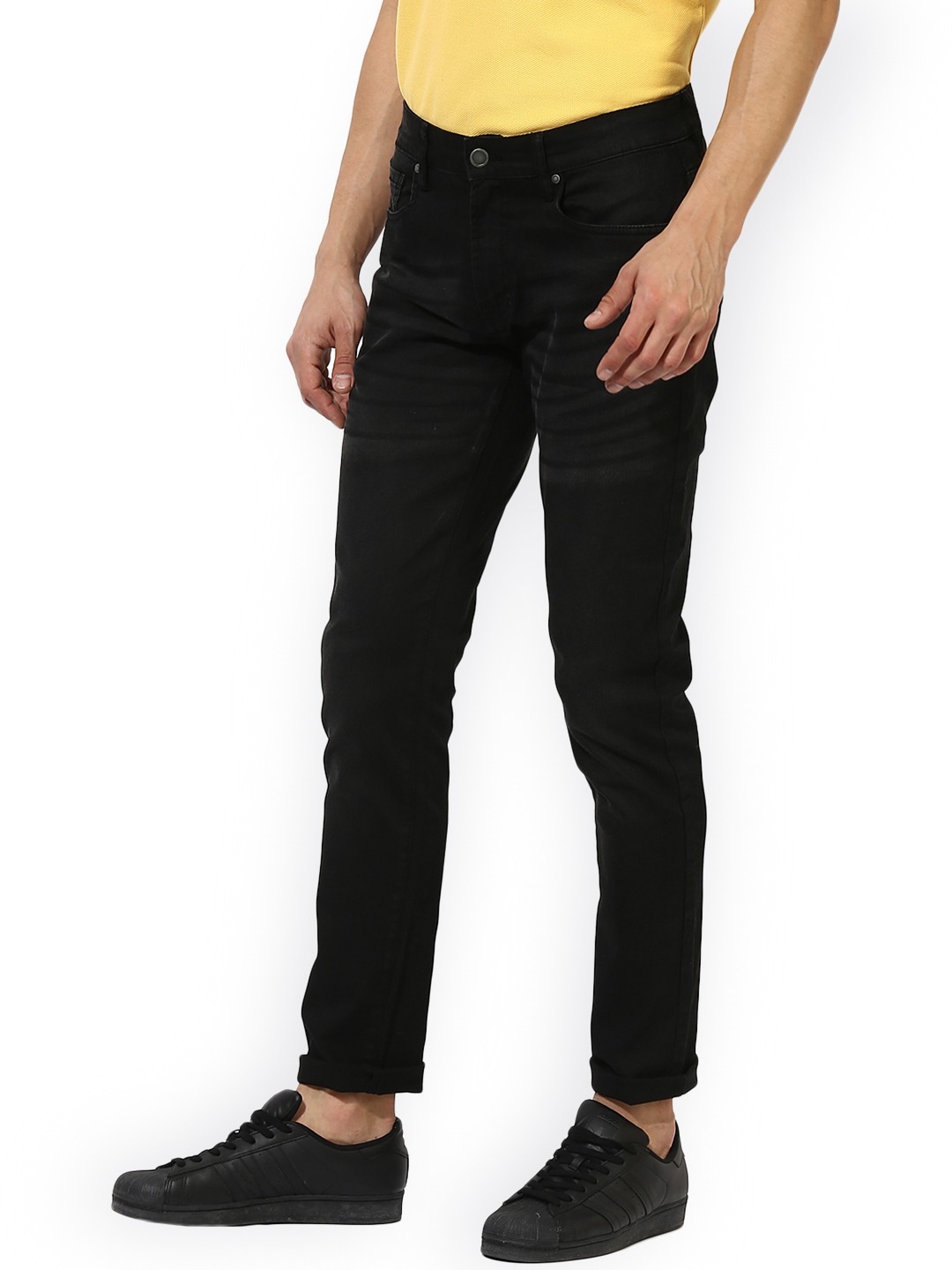 Red Tape Men Slim Fit Mid-Rise Clean Look Jeans