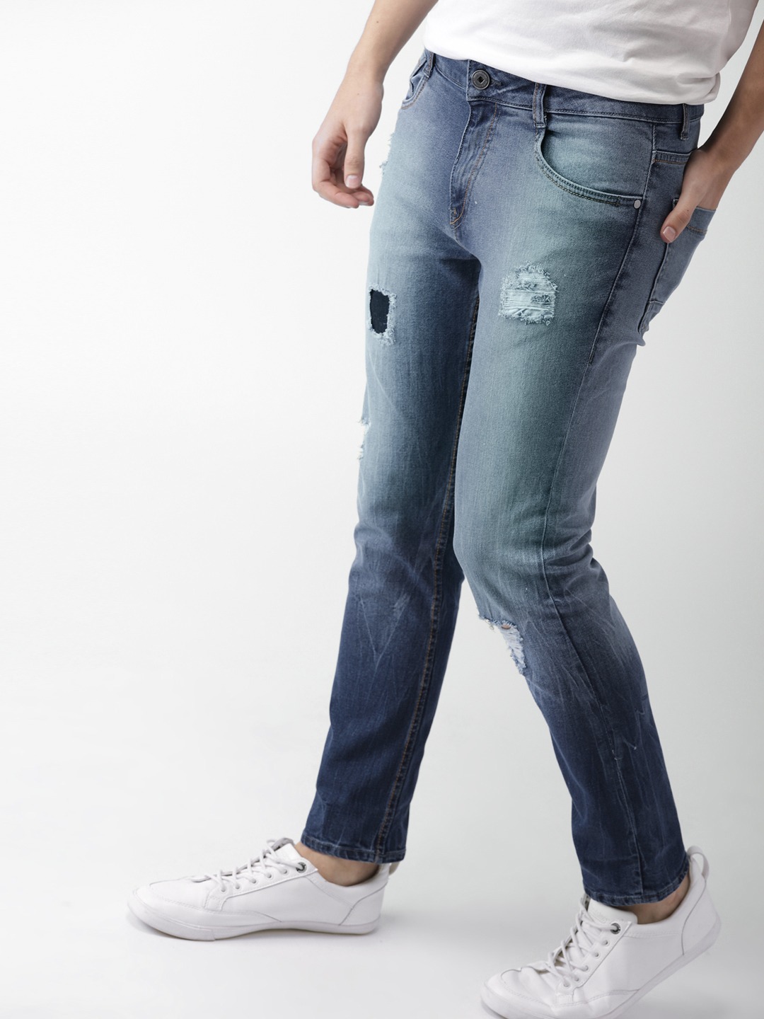 Mast & Harbour Men Slim Fit Distressed Stretchable Jeans