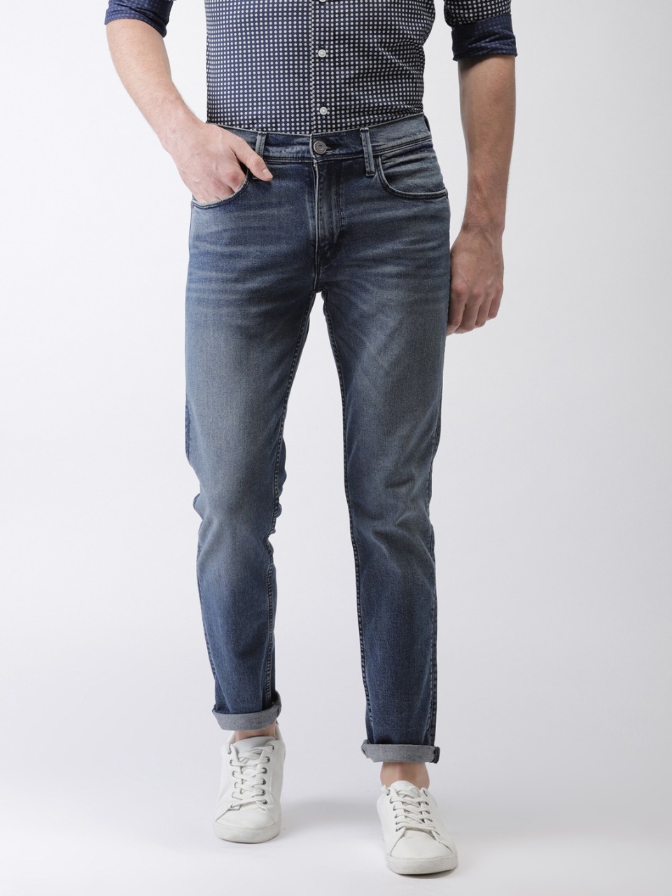 Levis Men 511 Slim Fit Low-Rise Clean Look Stretchable Jeans