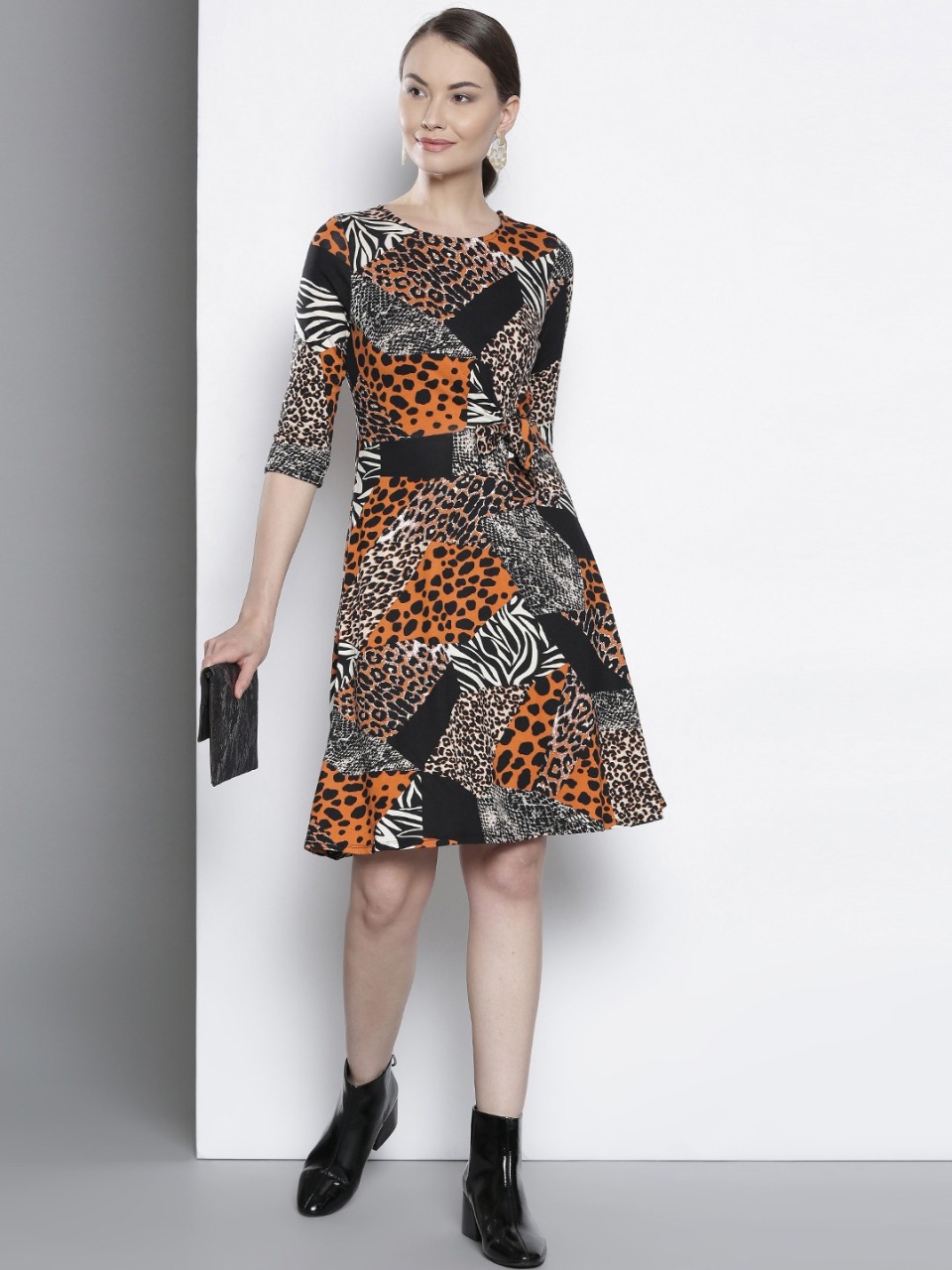 DOROTHY PERKINS Women Petite Black & Rust Orange Animal Print Fit and Flare Dress