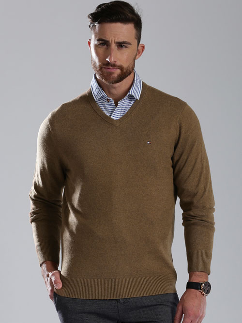 Tommy Hilfiger Men Brown Solid Sweater