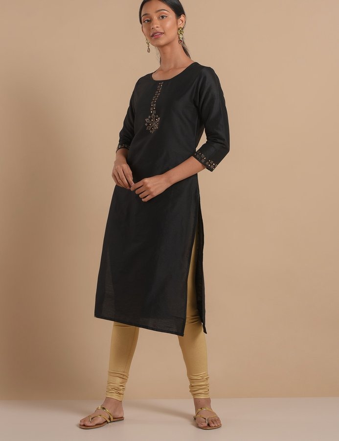 IMARA Womens Black Snowflake Kurta