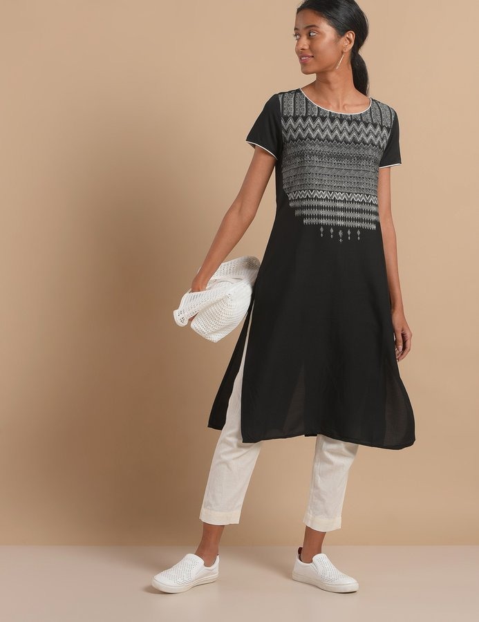 Imara Black With White Kurta