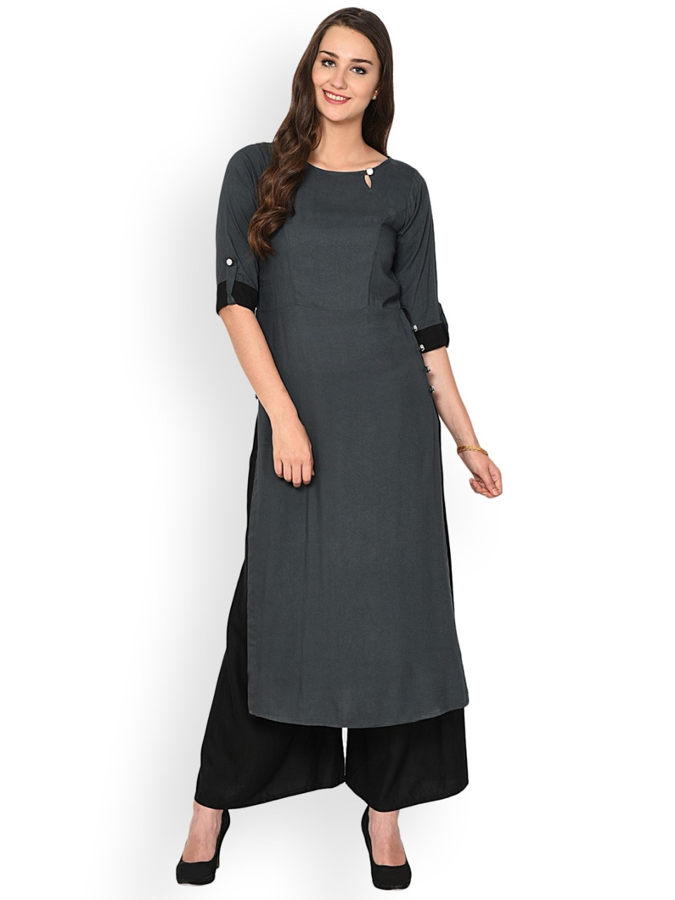  Aujjessa Women Grey Solid Straight Kurta