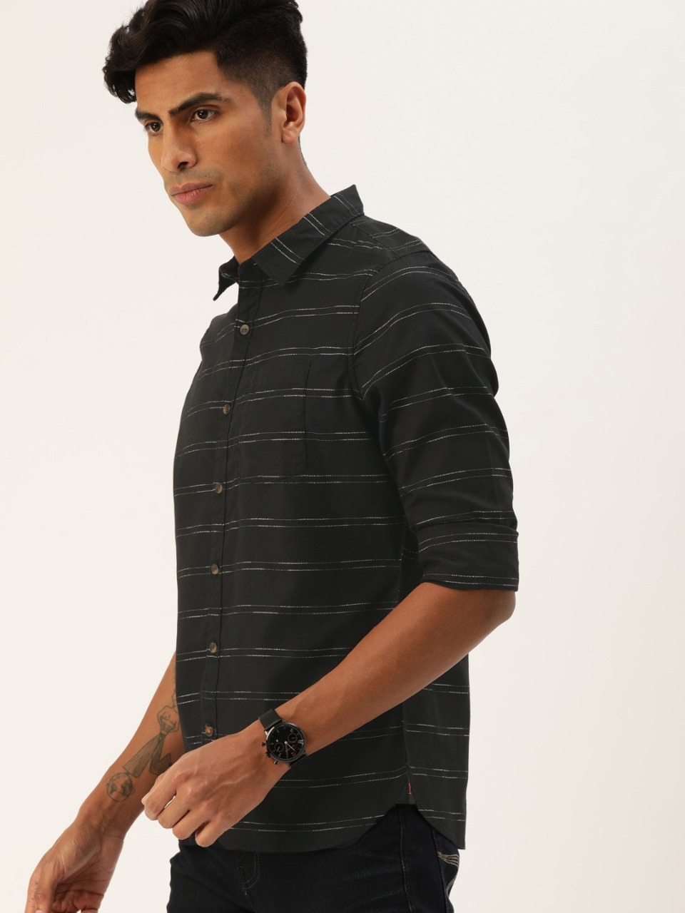  SINGLE Men Black & White Slim Fit Striped Casual Shirt