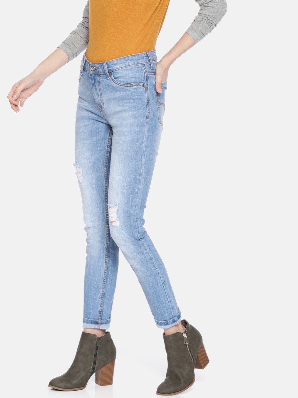70% OFF on Roadster Women Black Skinny Fit Mid-Rise Clean Look Stretchable  Cropped Jeans on Myntra | PaisaWapas.com