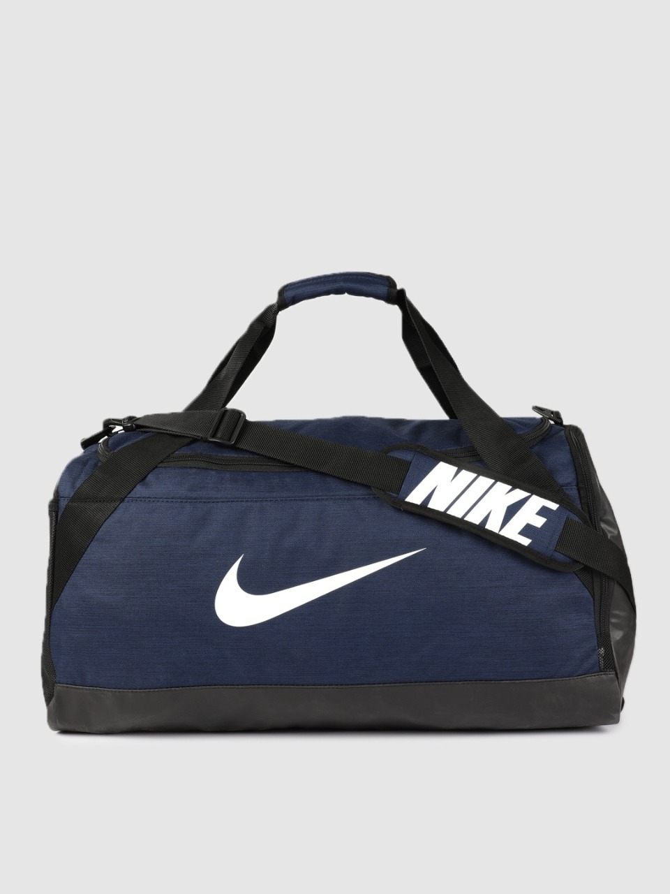 Nike Unisex Solid Medium Brasilia Training Duffel Bag