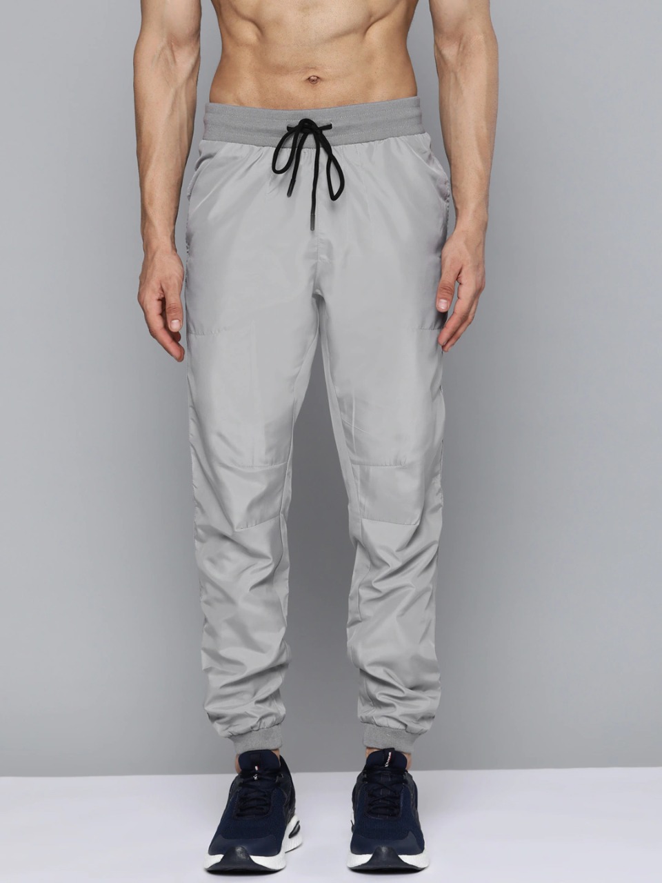 HRX by Hrithik Roshan Men Grey Solid Pant