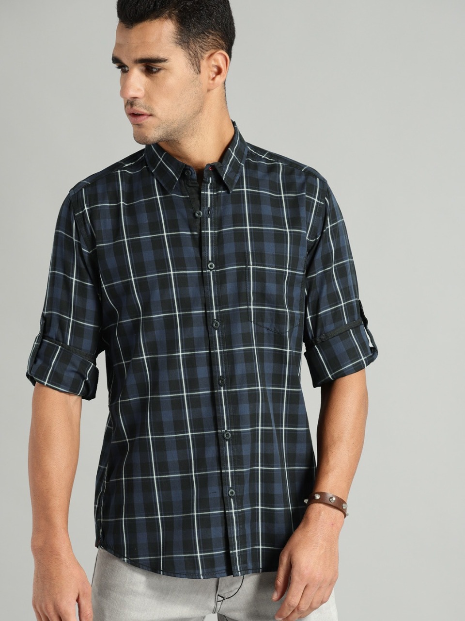 Roadster Men Checked Casual Sustainable Shirt