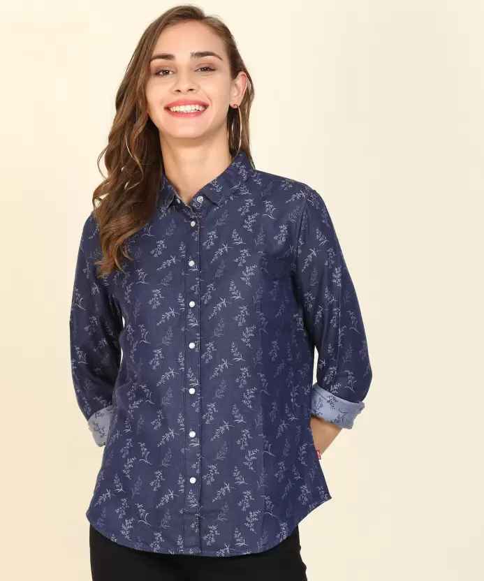 LEVI'S  Women Regular Fit Printed Spread Collar Casual Shirt