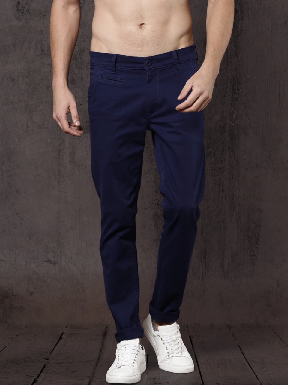 Roadster Time Travlr Men Navy Blue Slim Fit Sustainable Chinos