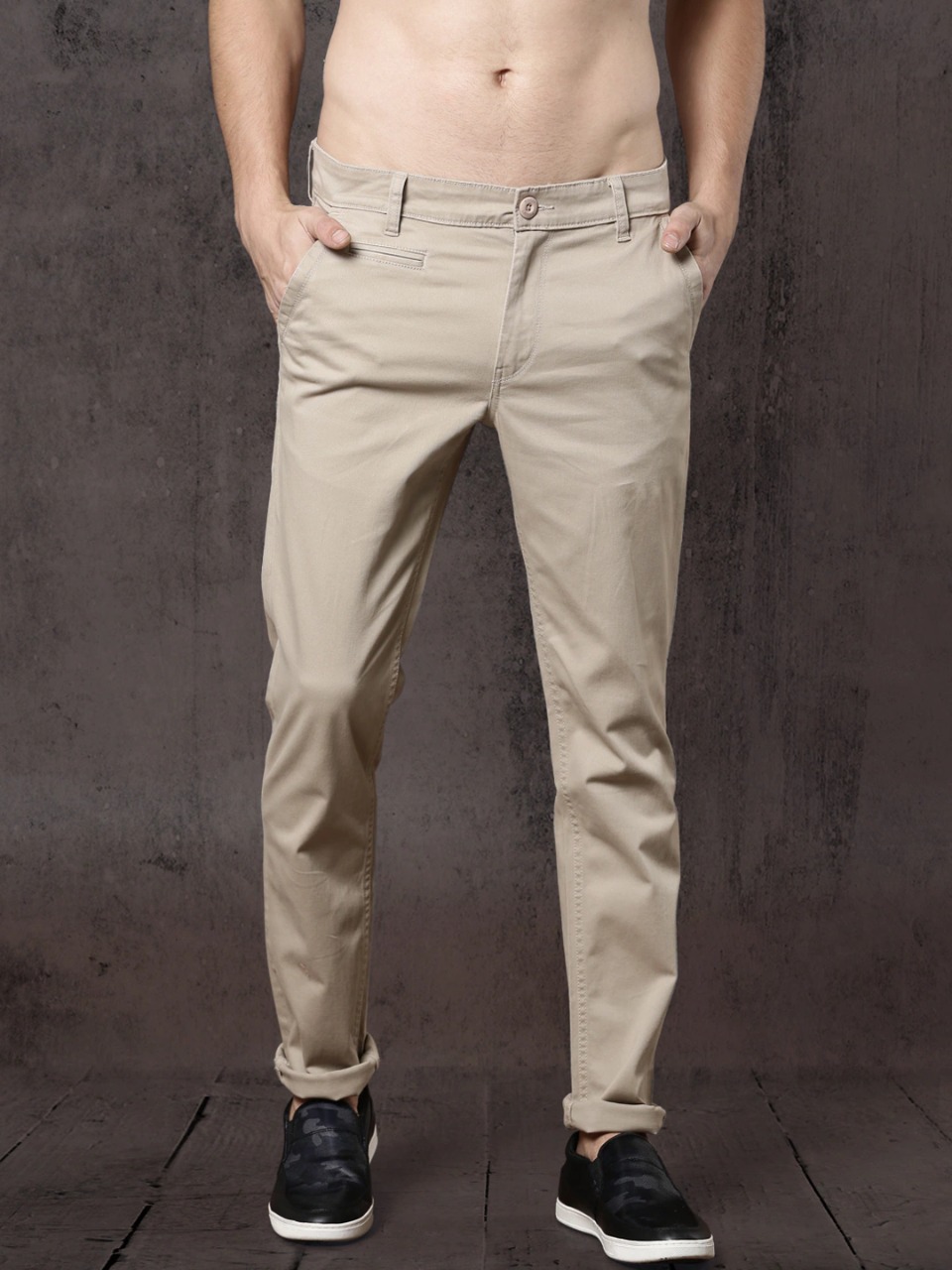 Roadster Time Travlr Men Slim Fit Sustainable Chinos