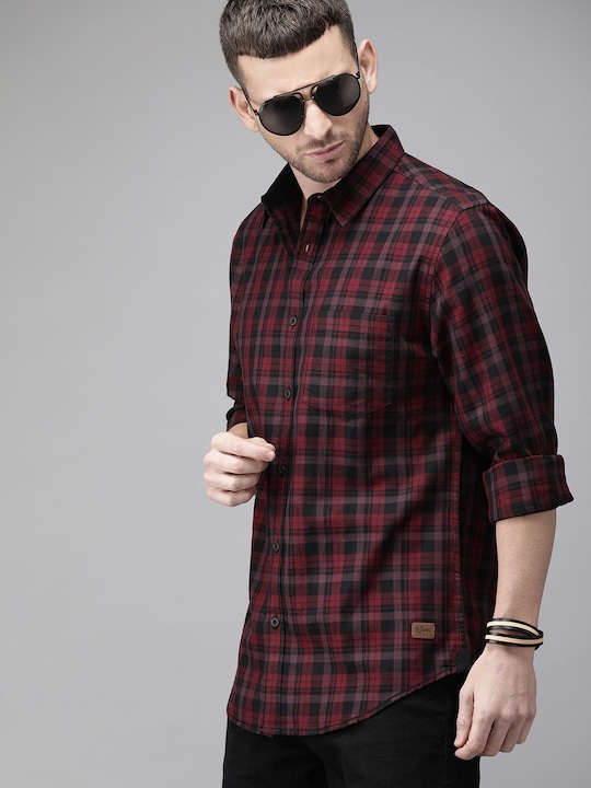 Roadster Men Checked Pure Cotton Sustainable Casual Shirt