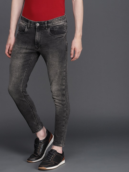 WROGN Men Tapered Fit Mid-Rise Clean Look Stretchable Cropped Jeans