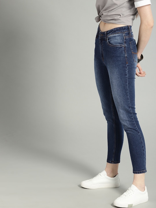 Roadster Women Skinny Fit Mid-Rise Clean Look Stretchable Jeans