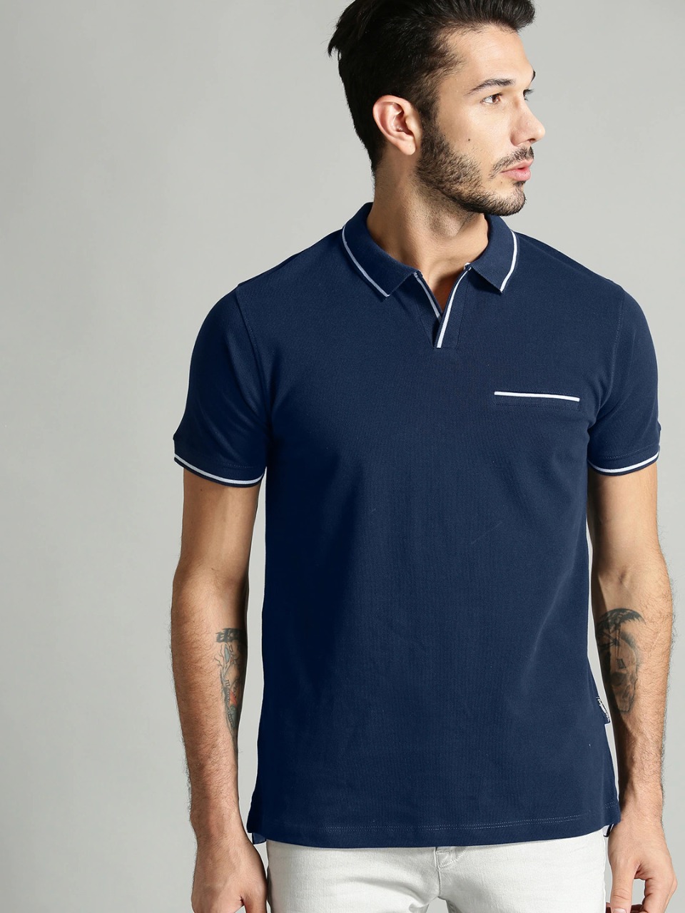 Roadster Men Solid Polo Collar T-shirt