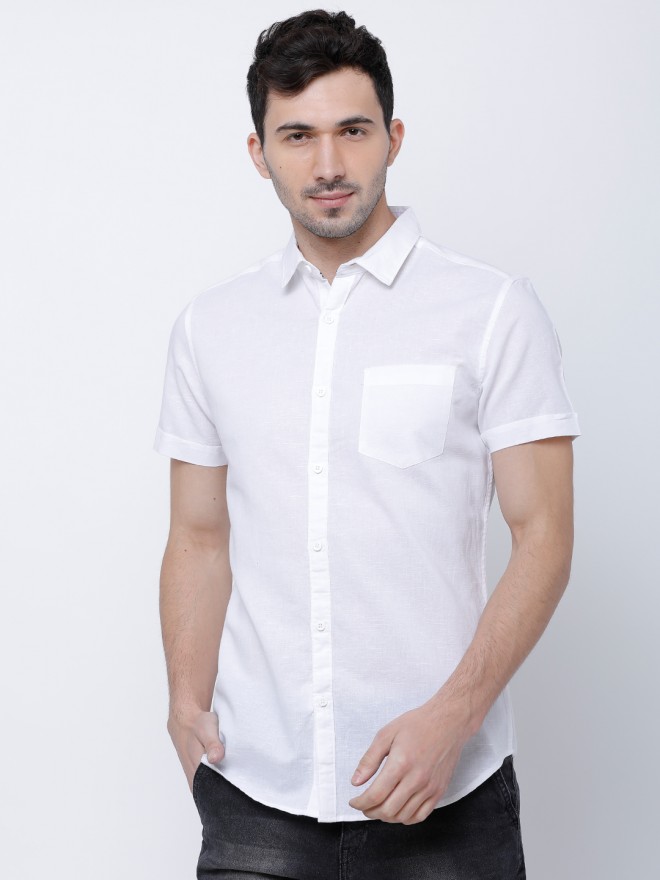 Highlander Men White Slim Fit Solid Casual Shirt