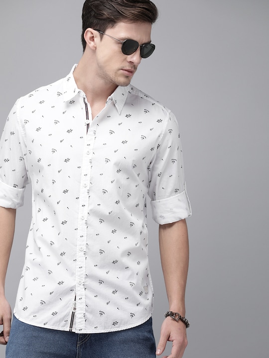 Roadster Men Conversational Printed Cotton Casual Sustainable Shirt