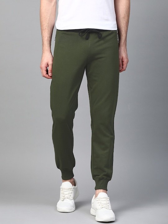 Mast & Harbour Men Solid Track Pant