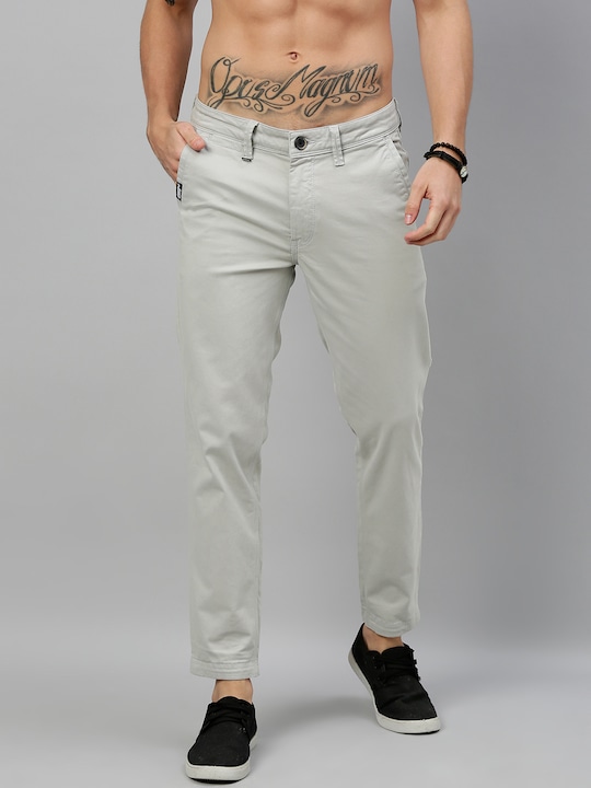 Roadster Men Regular Fit Solid Regular Trousers