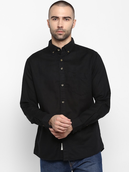 Red Tape Men Regular Fit Solid Casual Shirt