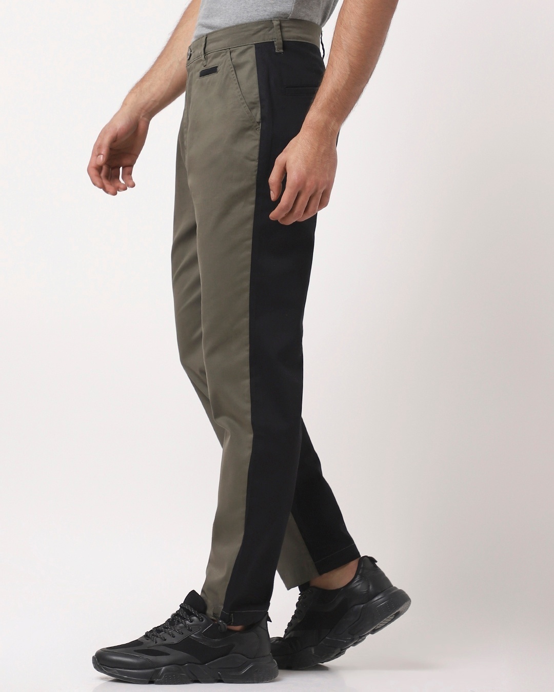 Bewakoof Olive Solid Two Color Chinos