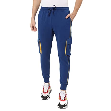 Bewakoof Men Regular Fit Cotton Polyester Joggers