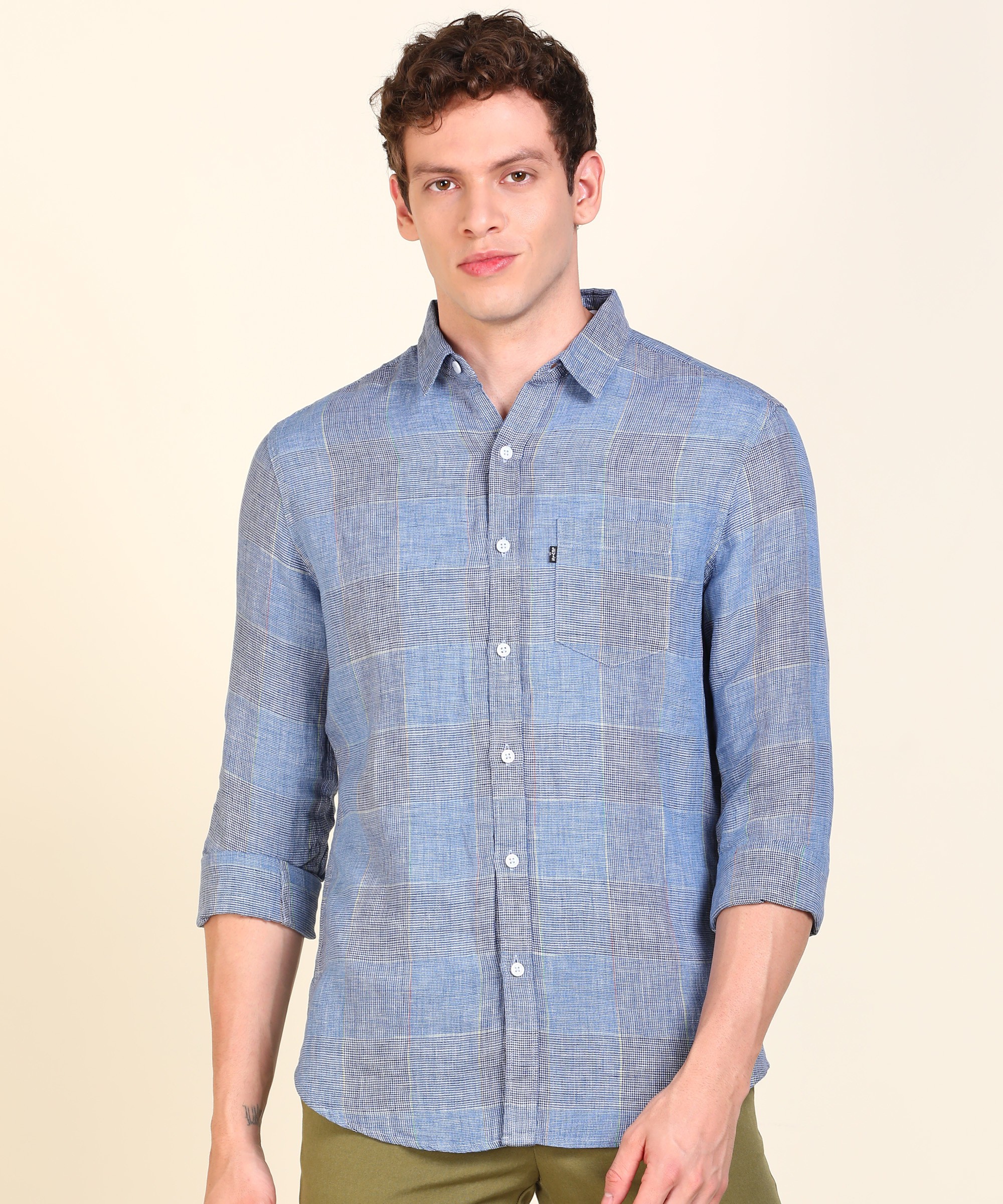 Levi's Redloop Men Slim Fit Checkered Spread Collar Casual Shirt