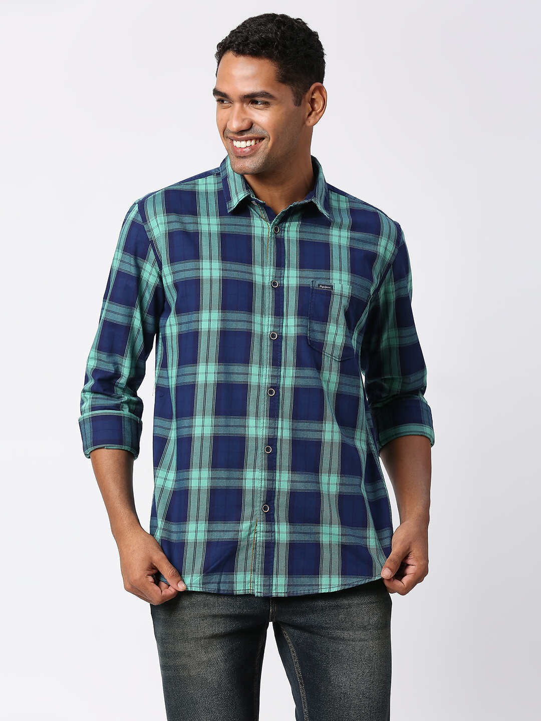 Pepe Jeans Men Regular Fit Checkered Casual Shirt